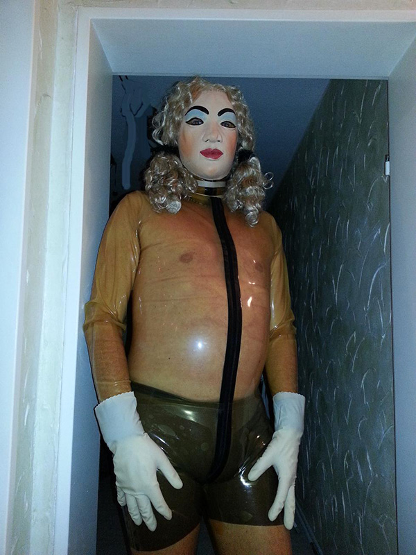 Gummipuppe010