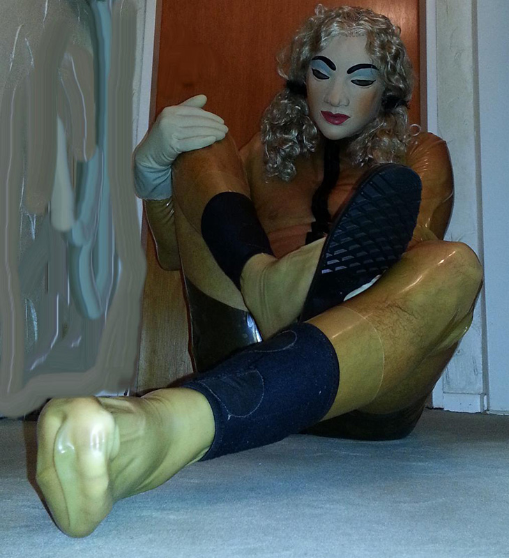 Gummipuppe012